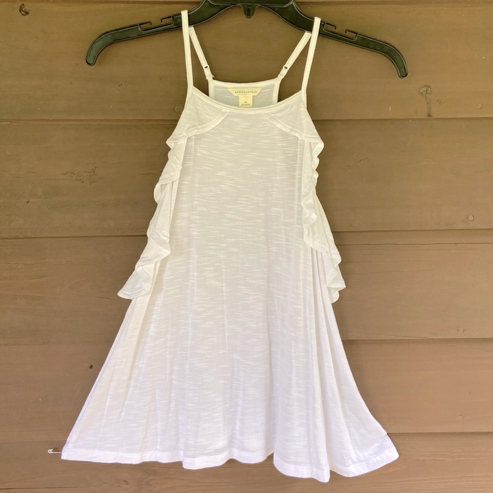 Womens white razor-back - side ruffle  top - size M